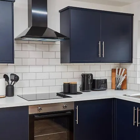 Holiday home Stunning 5bed En-suite Headingley *