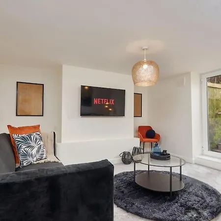 Stunning 5bed En-suite Headingley * Leeds (West Yorkshire)