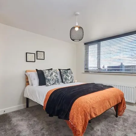 Stunning 5bed En-suite Headingley * Leeds (West Yorkshire)